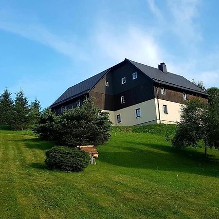 Chaloupka Slamenka Villa Loučná pod Klínovcem Exteriör bild